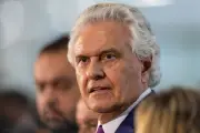 Caiado nega aliança com Zema e defende candidaturas separadas na centro-direita