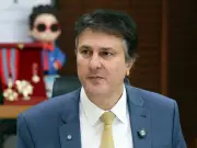 Camilo Santana defende classificar facções como terroristas e diverge de Lula