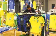Camisa oficial da seleção some das lojas a 4 dias da estreia na Copa