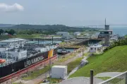 Canal do Panamá prevê receita recorde com fechamento de Ormuz