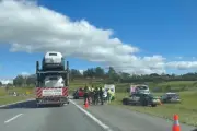 Capotamento na Carvalho Pinto deixa mulher de 20 anos em estado grave