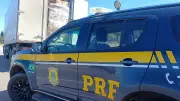 Carga de calabresa de R$ 460 mil retida pela PRF em Floresta (PE)