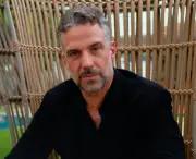 Carlos Bonow estrela novo microdrama do Globoplay: 