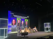 Carreiras em camadas: executivas defendem rotas não lineares no Fin4She Summit