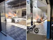 Carro pega fogo no Centro de Manhuaçu; comerciantes controlam chamas