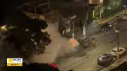 Carro totalmente destruído por incêndio em Belém