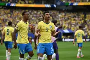 Casemiro é eleito melhor em campo na vitória do Brasil sobre o Japão na Copa