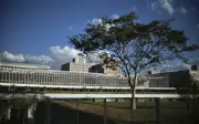 Centro Administrativo do DF será ocupado após 12 anos fechado