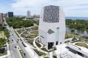 Centro Obama de R$ 4,3 bi abre com Springsteen e Bono