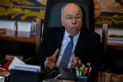 Chanceler brasileiro se reúne com representante dos EUA e sinaliza abertura para negociar tarifas