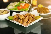 Chef revela segredo do torresmo perfeito para feijoada