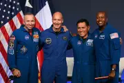 Chefe da Nasa defende tripulação masculina da Artemis III após críticas