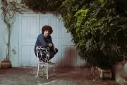 Chico Chico canta com Maria Bethânia no Dia dos Namorados e diz que nunca pensou em deixar obra