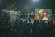 Cinema solar gratuito chega a Guarujá e Cubatão com pipoca