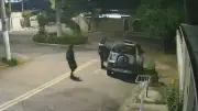 Câmera flagra dupla armada em tentativa de roubo de carro em Valinhos