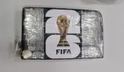 Cocaína com logo da Fifa e taça da Copa é apreendida em SP