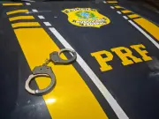 Colombiano preso por oferecer almoço e PIX a PRF na BR-101