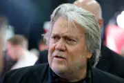 Com Bannon e Eduardo Bolsonaro, “Dark Horse” terá sessão exclusiva nos EUA