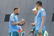 Como a seleção preparou Neymar para a Copa sem se machucar
