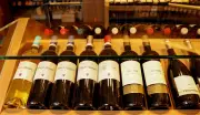 Como escolher vinho: dicas de rótulos por preço e região