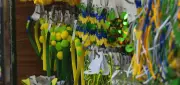 Comércio do Rio se enfeita de verde e amarelo para a Copa do Mundo