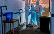 Congo: mortes por Ebola chegam a 101; conflito dificulta resposta