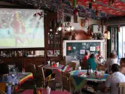 Copa 2026: bares e restaurantes devem faturar R$ 2,42 bilhões