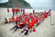 Copa do Mundo: remada viking invade Praia do Leme e mistura culturas norueguesa e brasileira