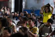 Copa do Mundo traz alívio momentâneo em Cuba em meio à crise
