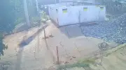 Cratera em São José dos Campos volta a afundar e assusta moradores