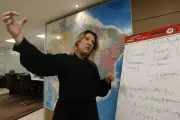 Daniella Marques encontra Eduardo Bolsonaro para tratar de futuro político