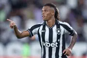 Danilo celebra feito histórico e pode deixar Botafogo após a Copa