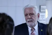 Defesa de Jaques Wagner recorre ao STF para anular busca e apreensão