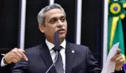 Deputado Gustavo Gayer condenado a pagar R$ 20 mil ao PT por danos morais