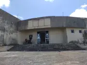 Detento algemado foge de escolta da Polícia Penal em Natal