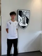 Dinis Pereira, sobrinho de Cristiano Ronaldo, assina primeiro contrato de formação