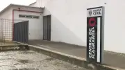 Dois homens são presos com armas em carro de luxo na praia do Cabo Branco
