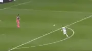 Drible de Alisson contra o Haiti viraliza e gera comparações com CR7