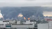 Drones ucranianos atingem refinaria de Moscou; Kiev sofre ataques