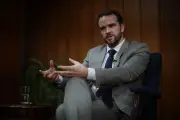 Durigan defende Jaques Wagner e pede explicações sobre Banco Master