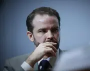 Durigan nega risco de inflação com estímulos e culpa guerra do Irã