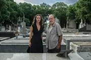 Elisa desmaia ao questionar Arthur sobre suas intenções em 'Quem ama cuida'