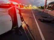 Entregador fica ferido após colidir carro em caminhonete na BR-230