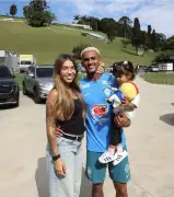 Esposa de Wesley desabafa após corte do lateral da Copa do Mundo