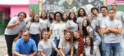 Evento na Mangueira une futebol e música para transformar jovens
