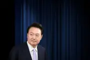 Ex-presidente sul-coreano condenado a 30 anos por provocar Coreia do Norte