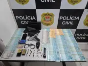 Falso policial civil preso com R$ 21 mil e arma em Araraquara