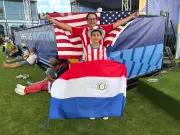 Festa americana na Fan Fest de Houston celebra vitória dos EUA sobre o Paraguai na Copa