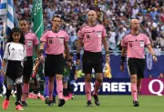 Fifa define arbitragem italiana para Brasil x Japão na Copa