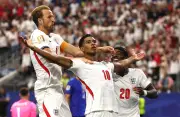 Fifa nega invasões sem ingresso em jogo da Inglaterra na Copa